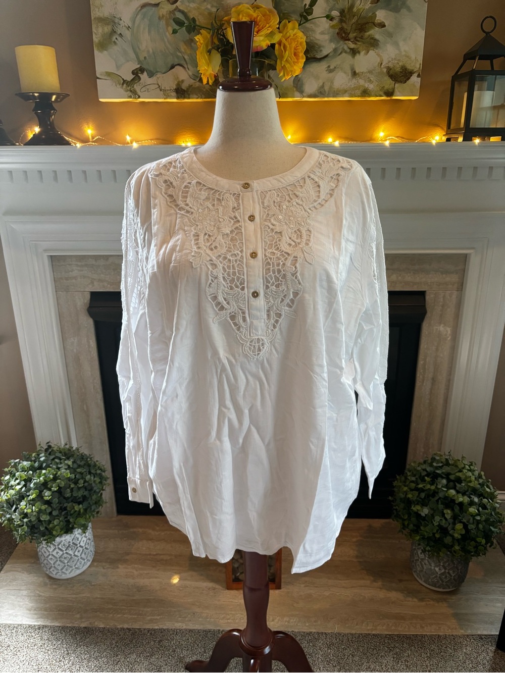 *NEW* Chico’s Embroidered Novelty Pullover With Beads - Size 20/22